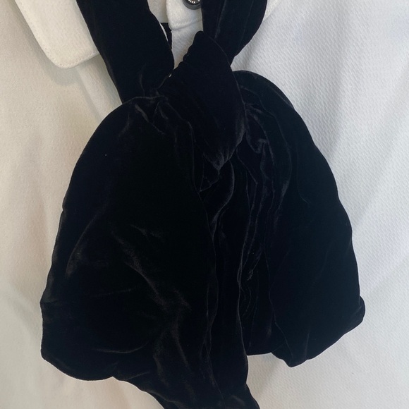 Kate Spade White Dress with Black Accents - Picture 4 of 15